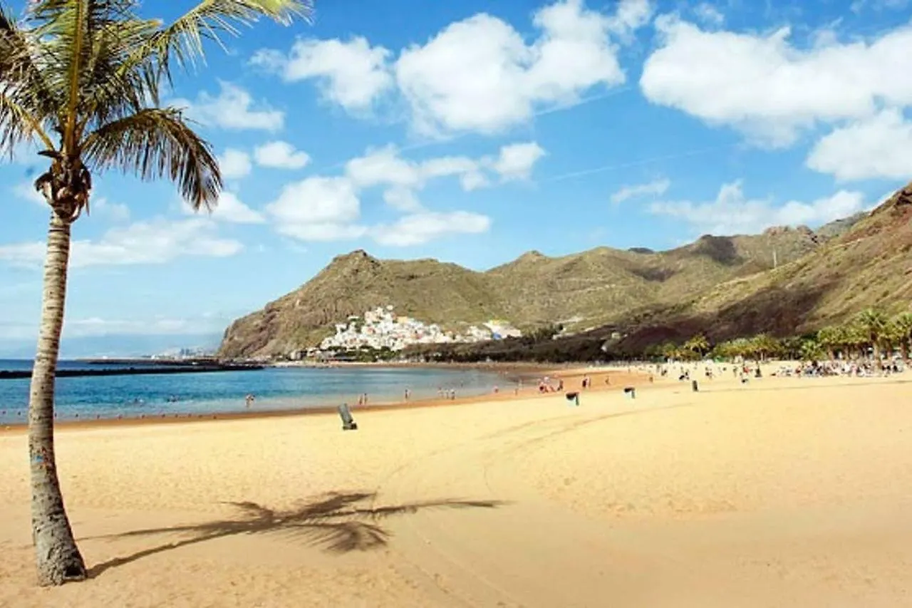 Steps To The Beach!!! Santa Cruz de Tenerife Spain